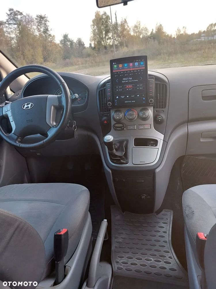 Hyundai H-1 2.5 CRDi Travel Premium - 9