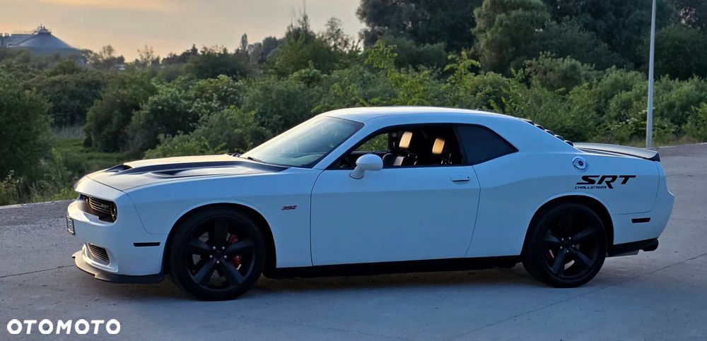 Dodge Challenger - 37