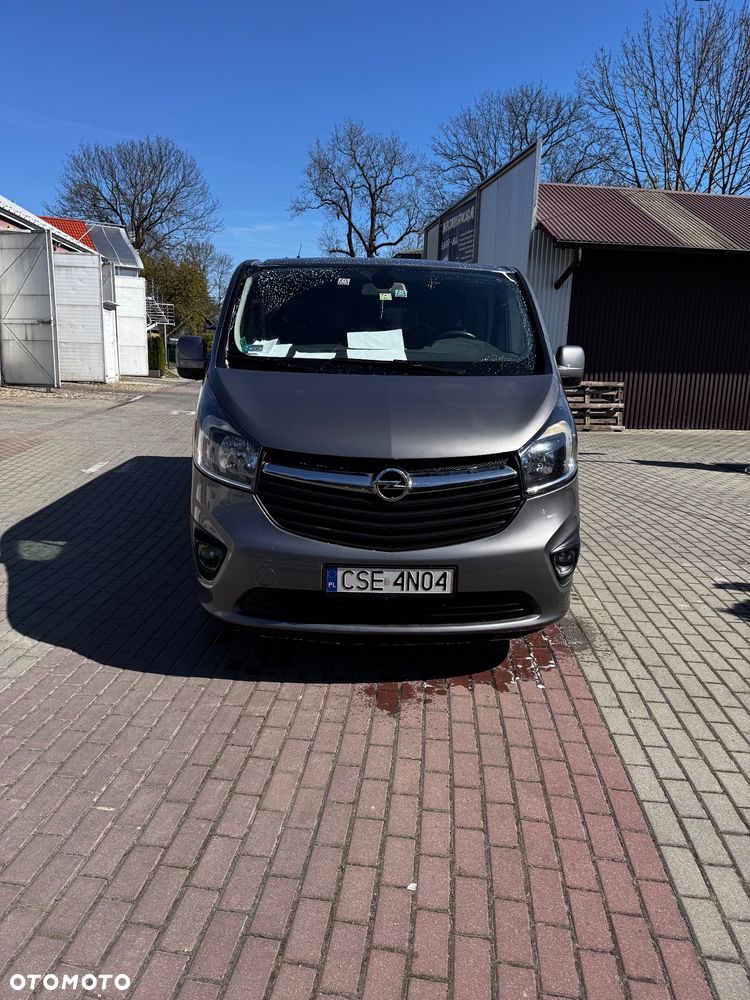 Opel Vivaro - 11