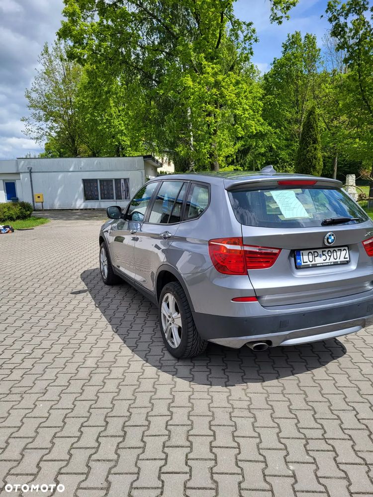 BMW X3 sDrive18d - 11