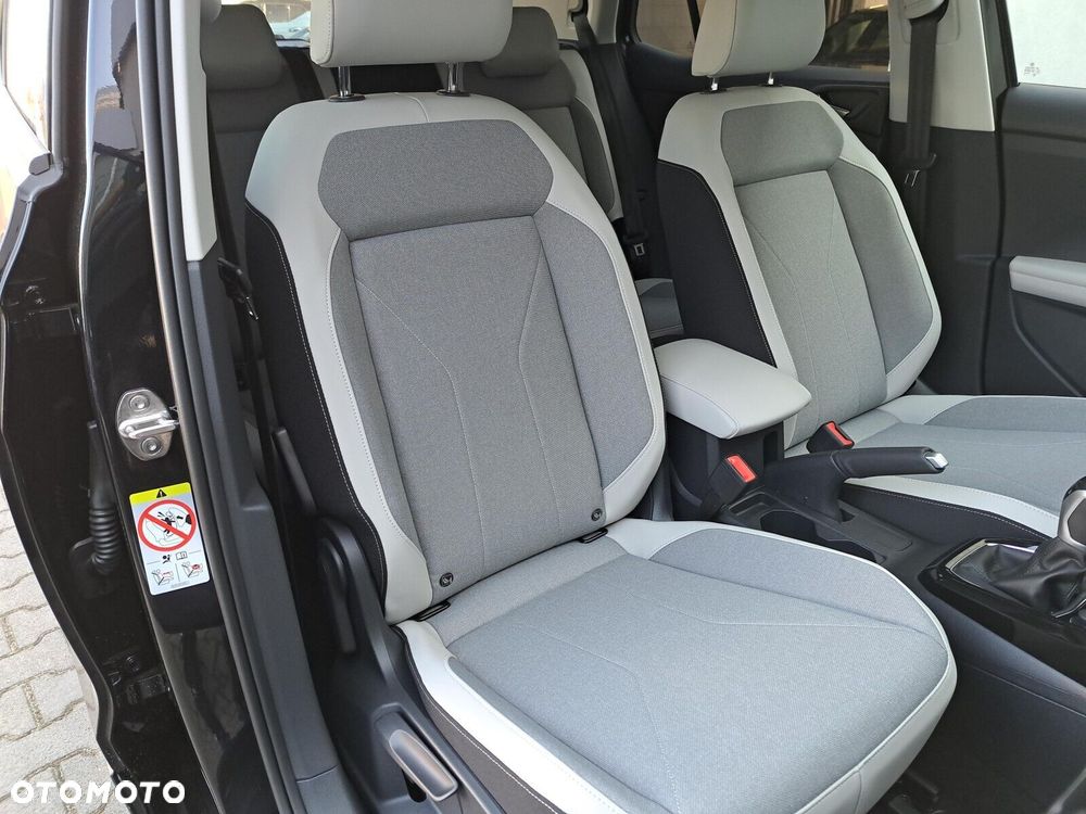 Volkswagen T-Cross - 25