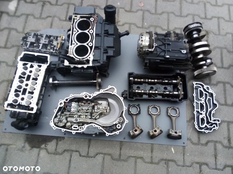 Can Am Spyder F3 2015-2017  głowica - 2