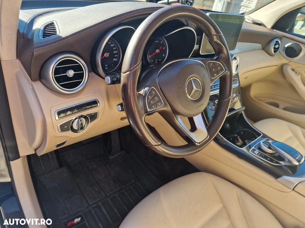 Mercedes-Benz GLC 250 d 4MATIC - 14