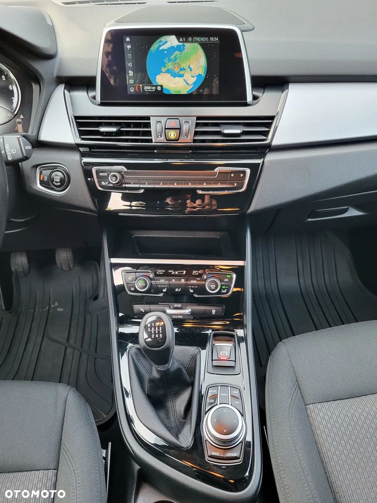 BMW Seria 2 216i GT Sport Line - 10
