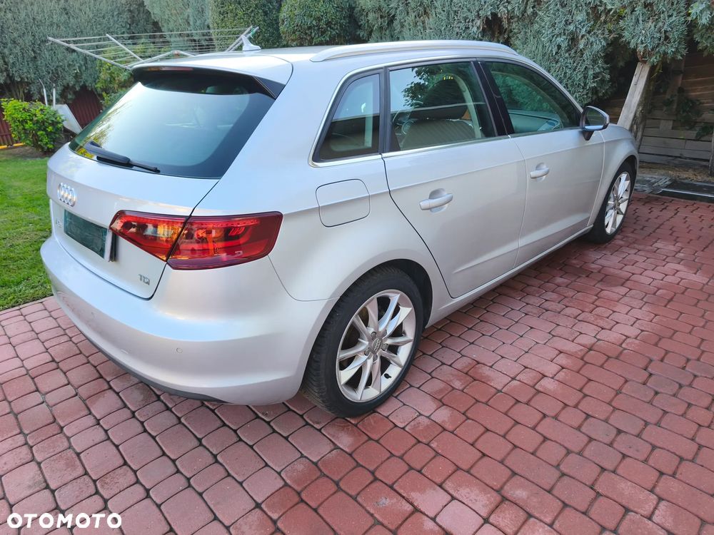 Audi A3 Sportback 2.0 TDI Attraction - 9