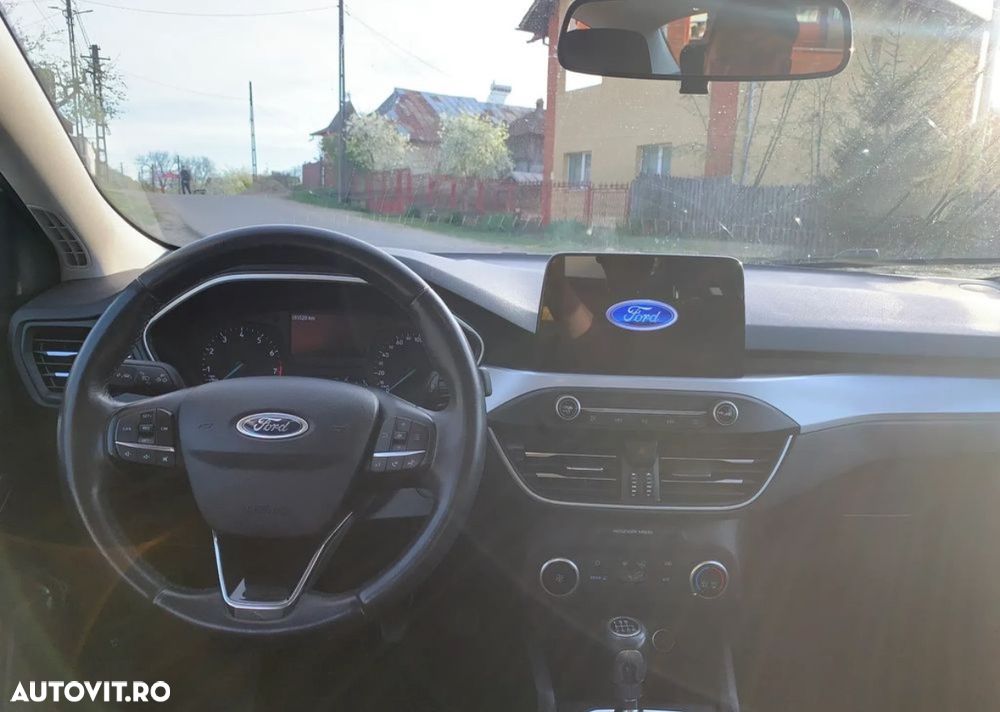 Ford Focus 1.0 EcoBoost Active Business - 6