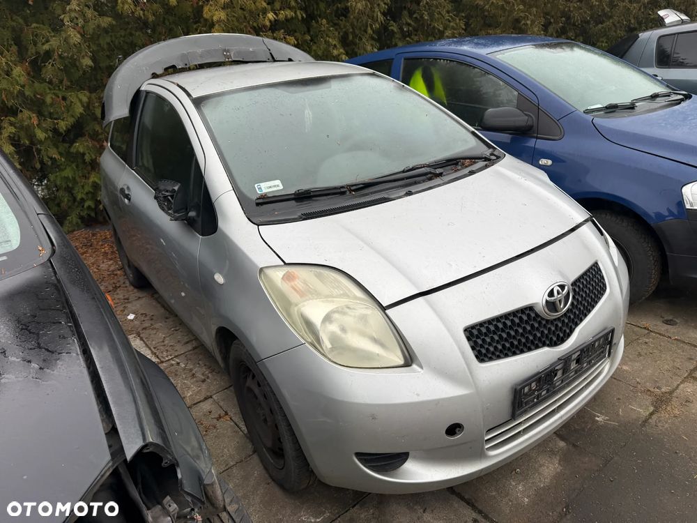 Toyota Yaris II 1.3 Skrzynia Maska Klapa Drzwi Lampa - 1