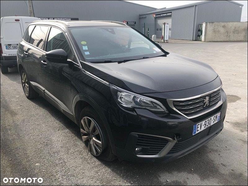 Peugeot 5008 - 1