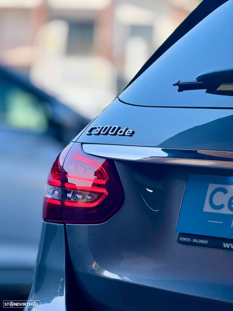 Mercedes-Benz C 300 de AMG Line - 29