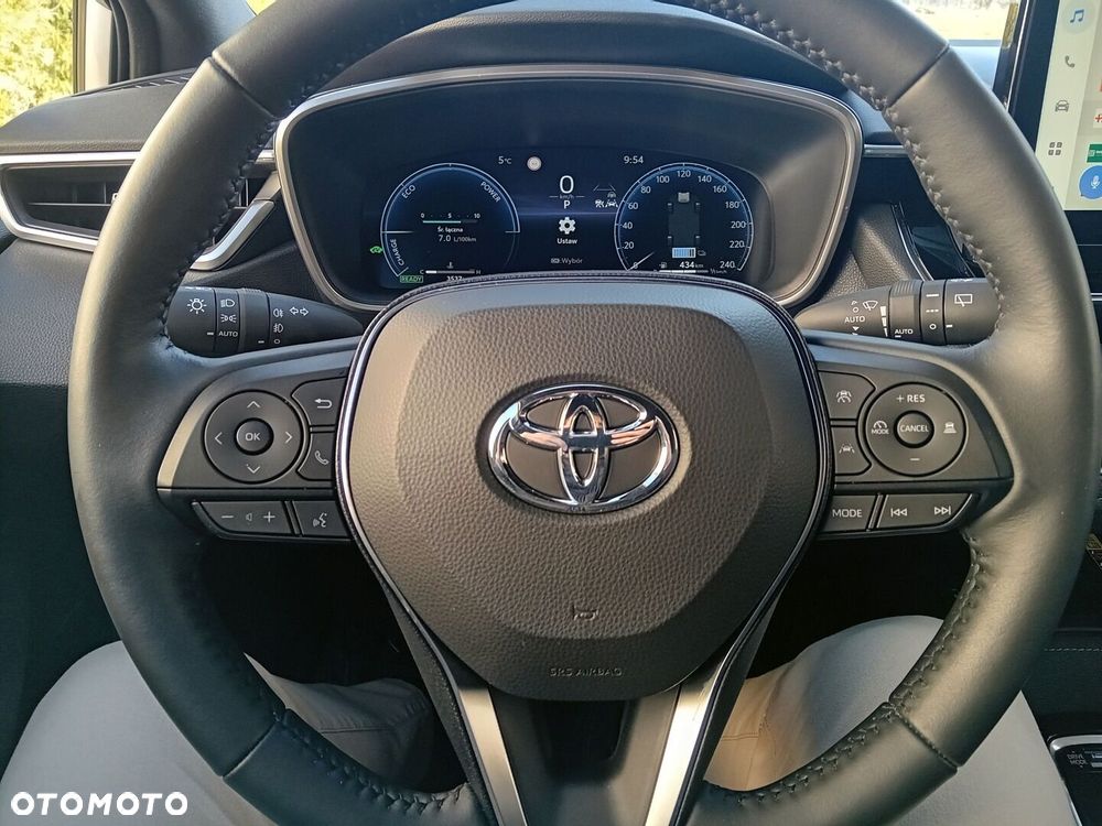 Toyota Corolla 1.8 Hybrid Style - 18