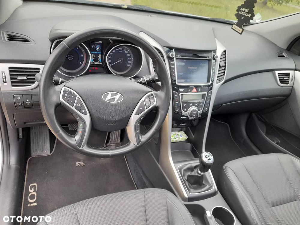 Hyundai i30 - 19