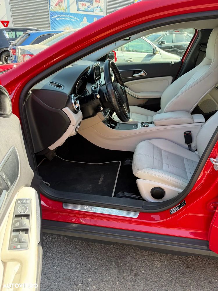 Mercedes-Benz GLA - 7