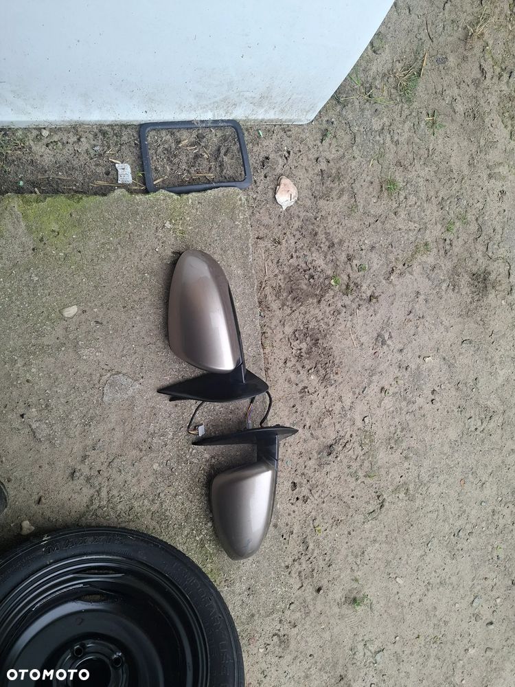 Lusterko zewnętrzne prawe lewe 7 pin C30 NISSAN QASHQAI I J10 06-09