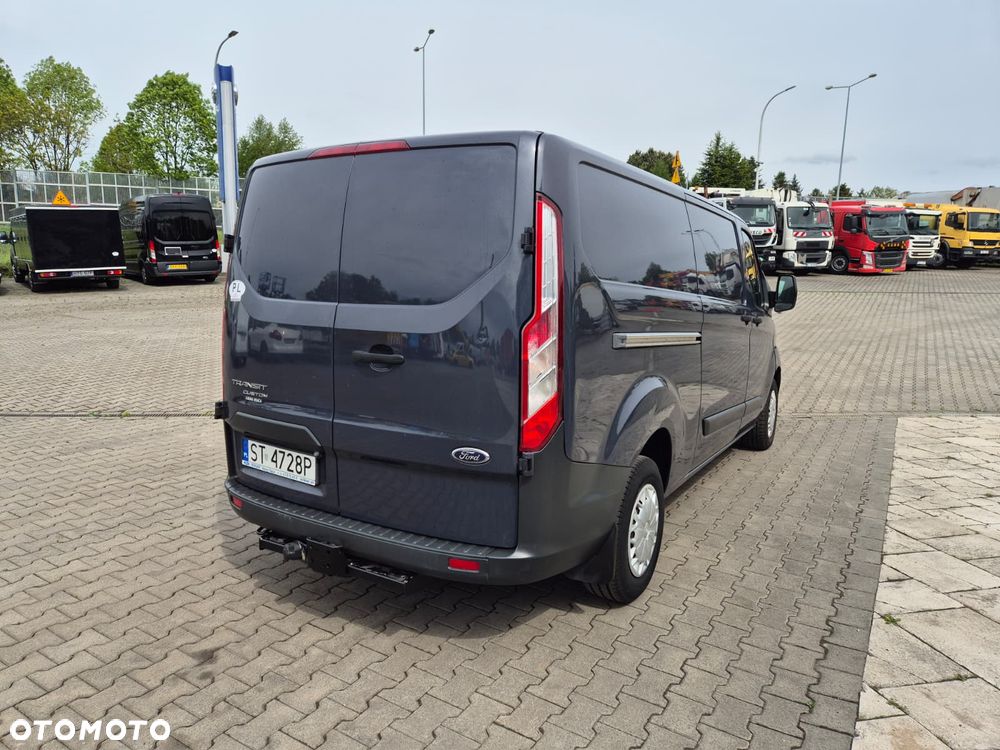 Ford TRANSIT CUSTOM 2.2 TDCi / L2H1 / LONG / BEZWYPADKOWY / SERWISOWANY / ZADBANY / HAK / GWARANCJA / 2800KG NA HAKU - 9