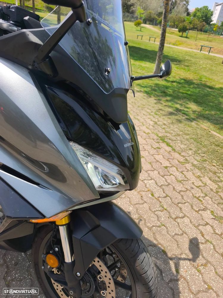 Honda Forza 750 - 13