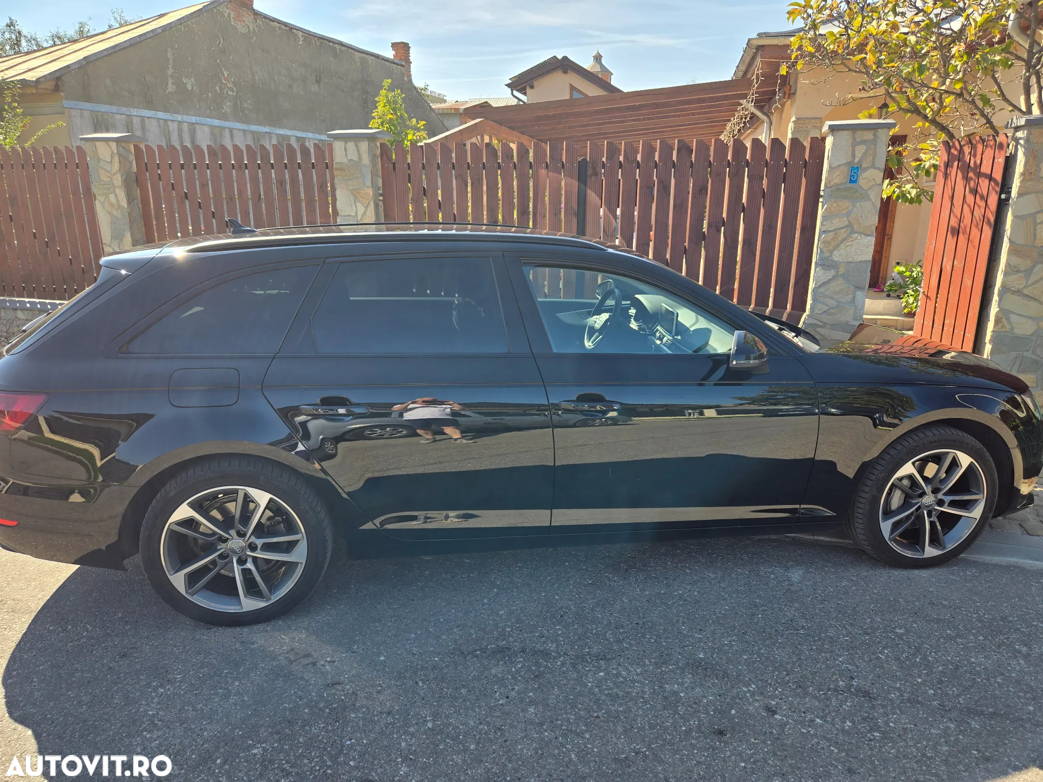 Audi A4 Avant 2.0 TDI S tronic quattro - 17
