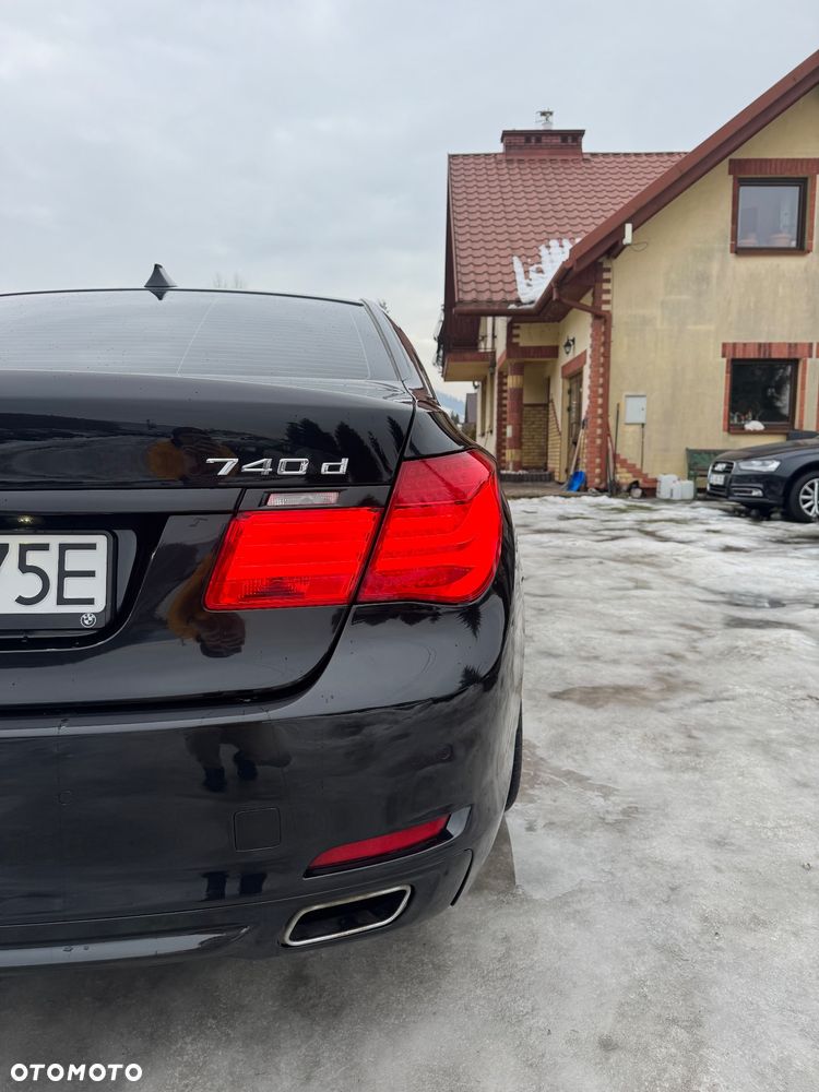 BMW Seria 7 - 40