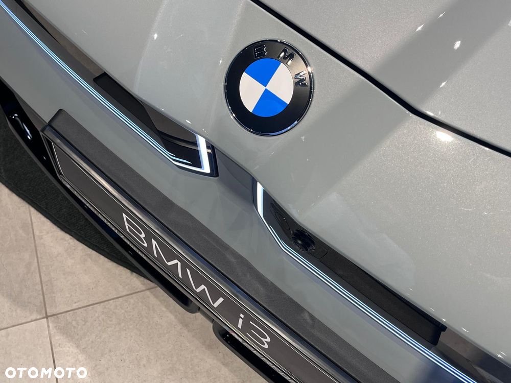 BMW i3 50 xDrive First Edition - 30