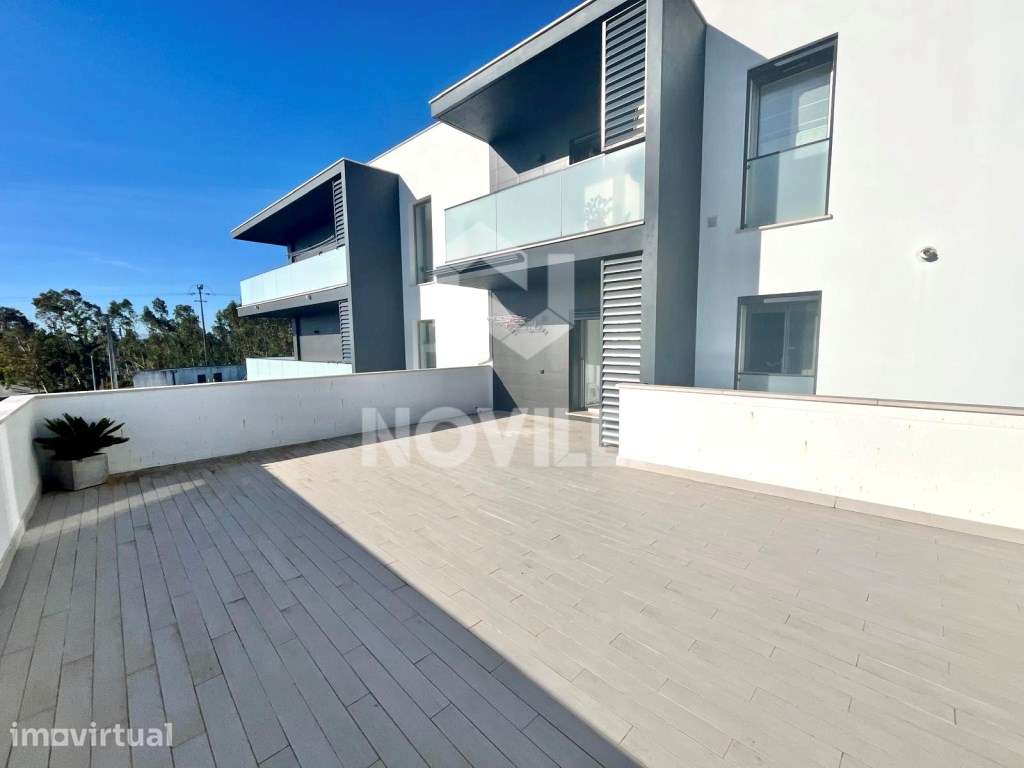 Apartamento T2 semi-novo - Mobilado e equipado. - Grande imagem: 4/14