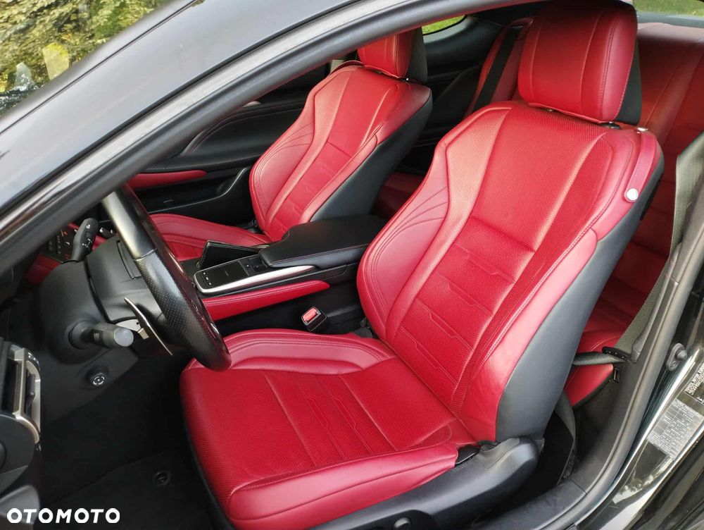 Lexus RC 300h F Sport - 27