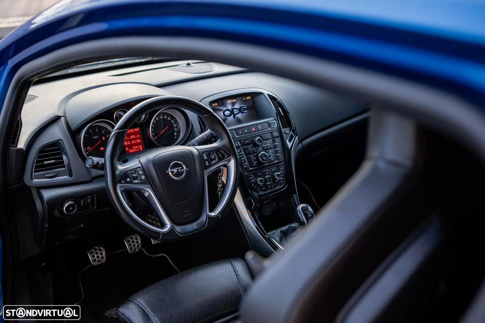 Opel Astra GTC OPC 2.0 T - 29