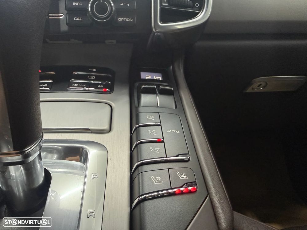 Porsche Cayenne S - 20