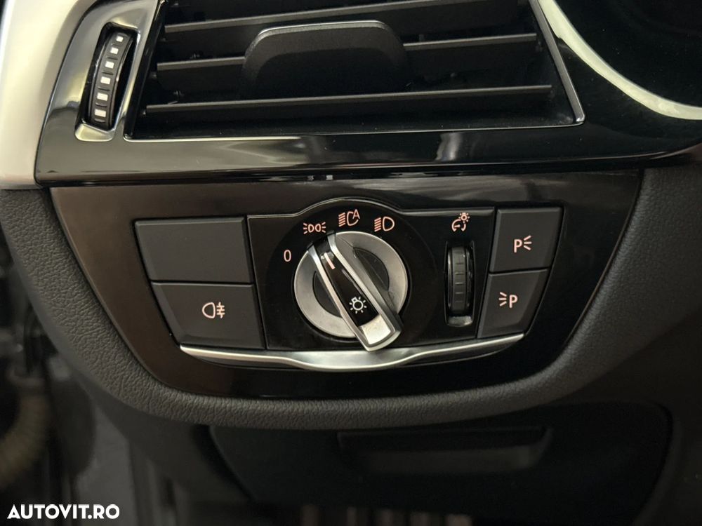 BMW Seria 5 530e xDrive AT PHEV - 16