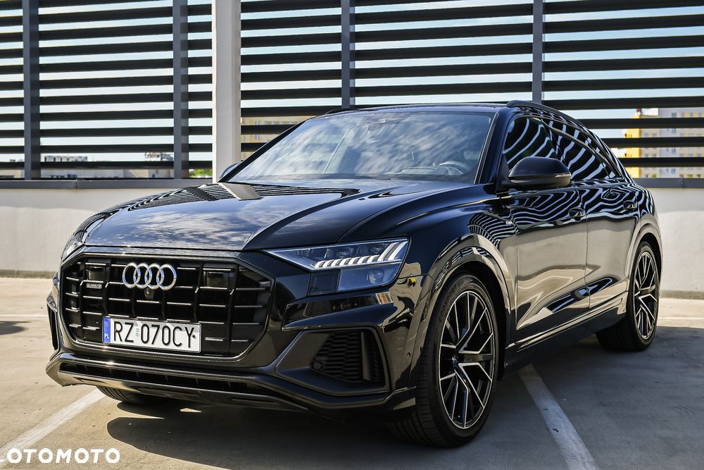 Audi Q8 - 8
