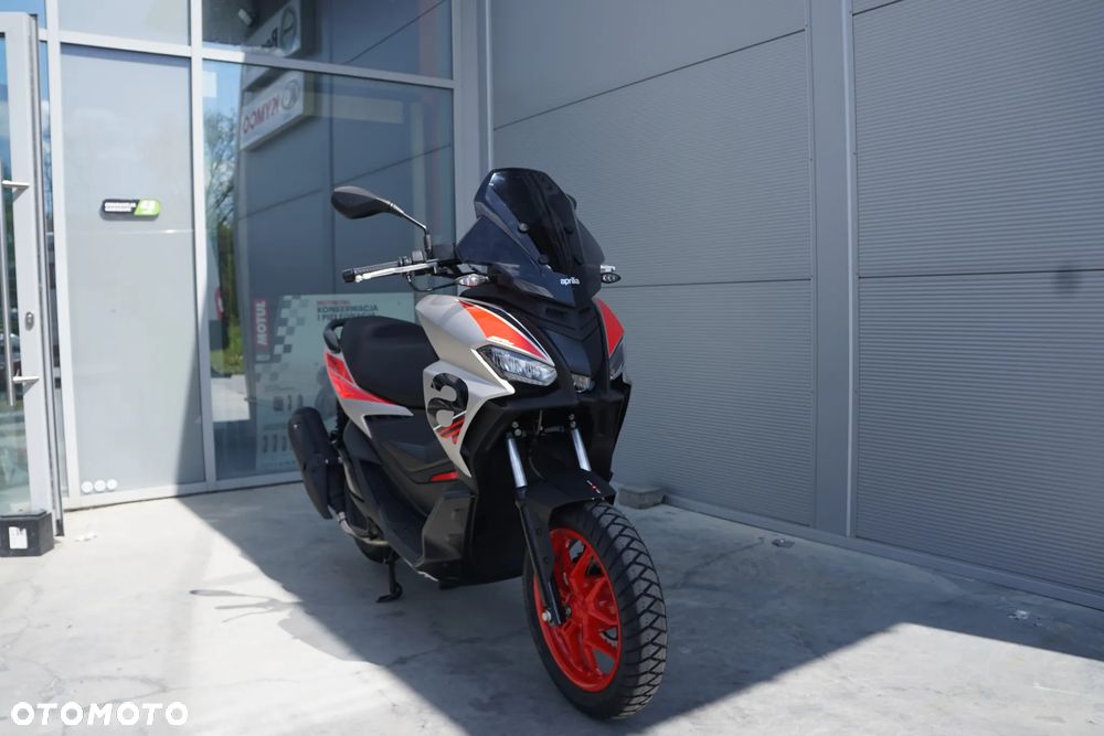 Aprilia SR - 27
