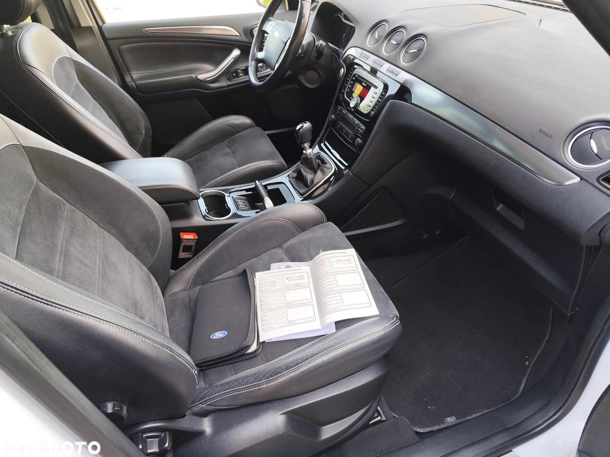 Ford S-Max 2.0 TDCi Titanium - 14