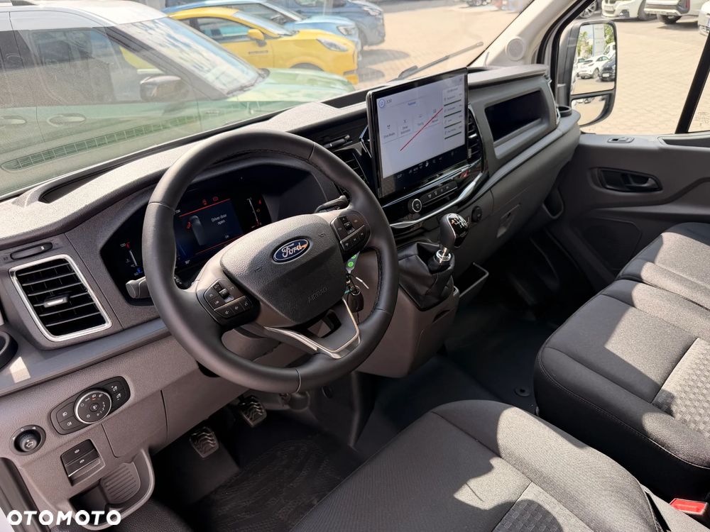 Ford Transit - 10