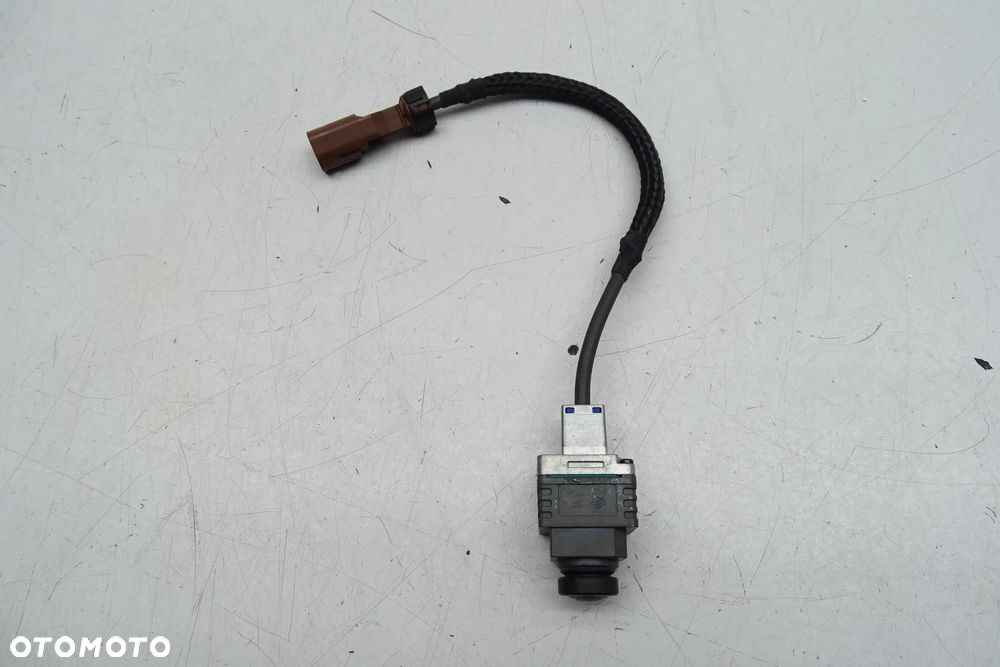 Mercedes C W205 E W213 S W222 Kamera cofania 0009056206 - 1