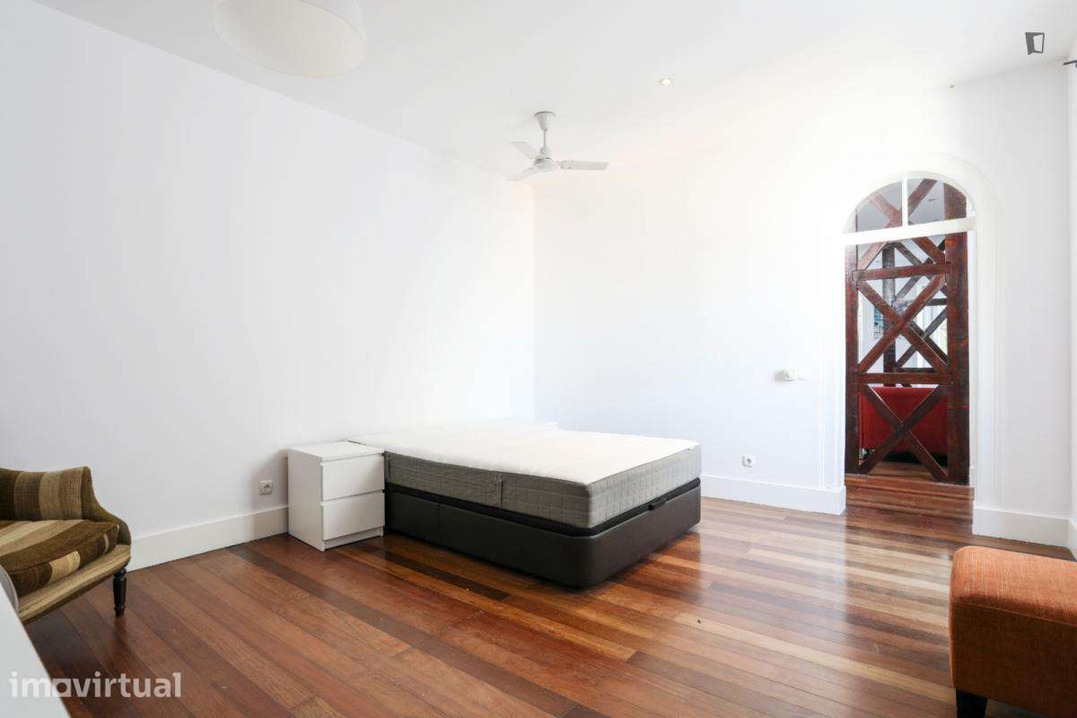 Apartamento com 1 quartos - localizado em Avenida da Liberdade Lisbon - Grande imagem: 3/13