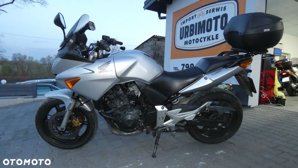 Honda CBF - 1