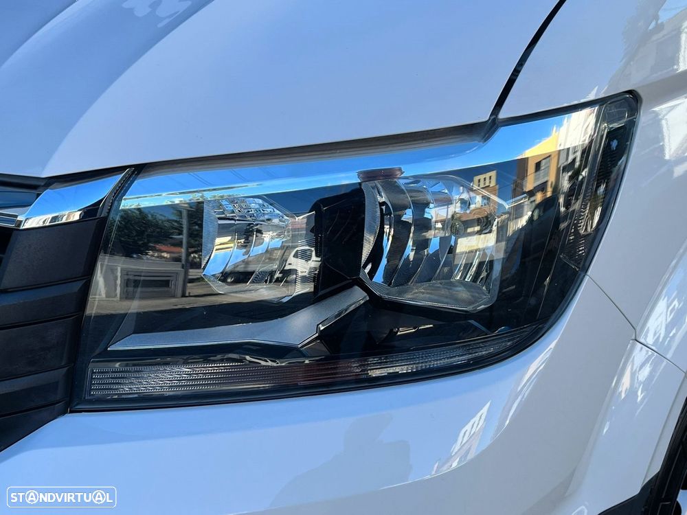 VW Crafter 35 2.0 TDI L5H3 Super Longo Tecto Alto - 23
