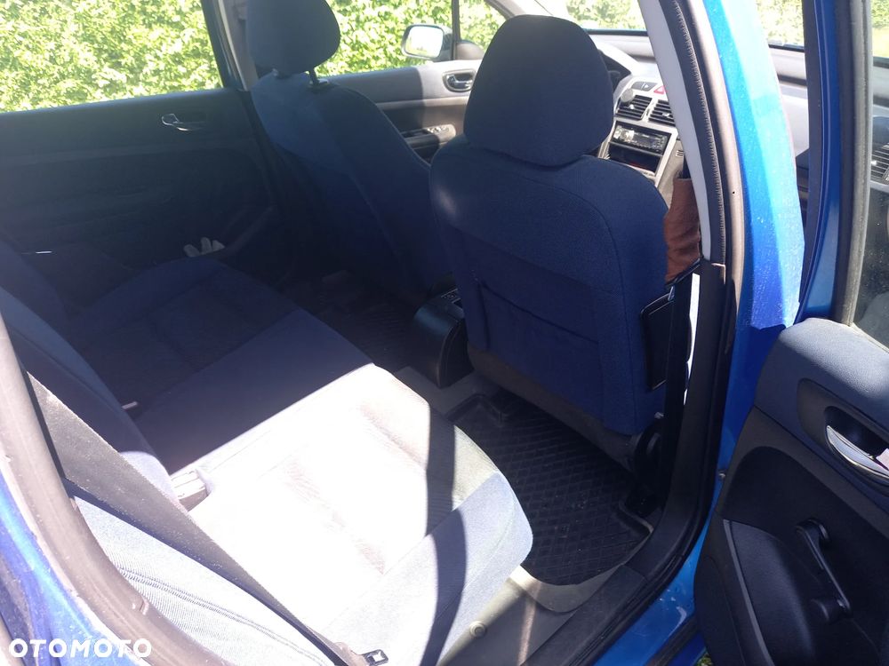 Peugeot 307 1.6 - 8