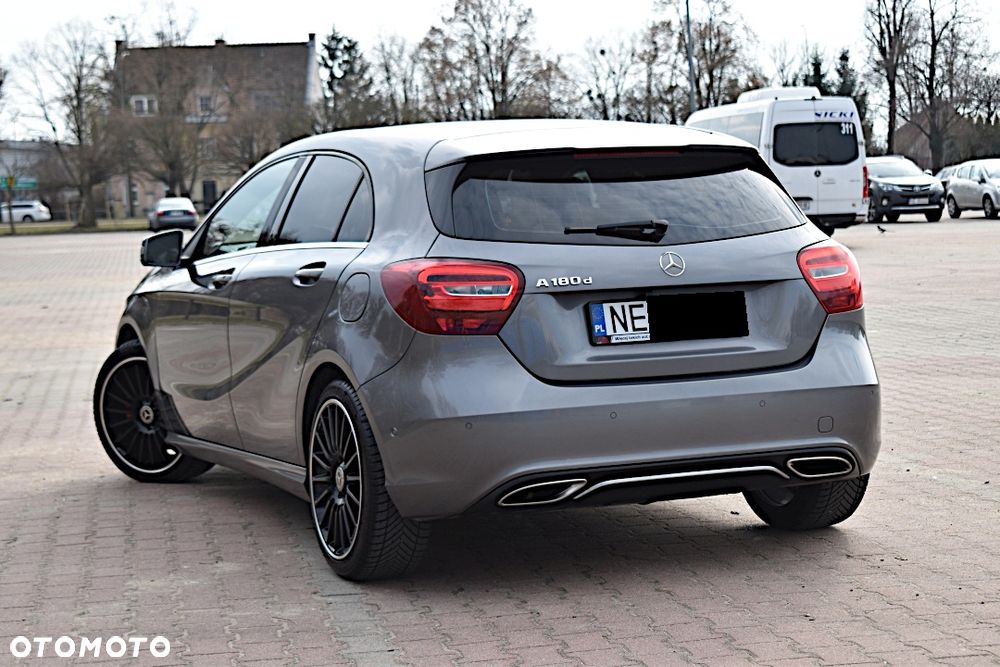 Mercedes-Benz Klasa A 180 CDI AMG Line - 4