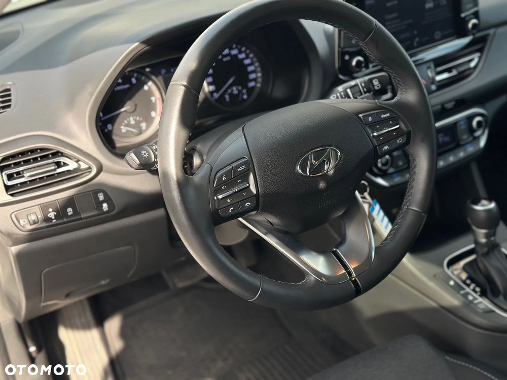 Hyundai i30 1.5 T-GDI 48V Smart DCT - 13