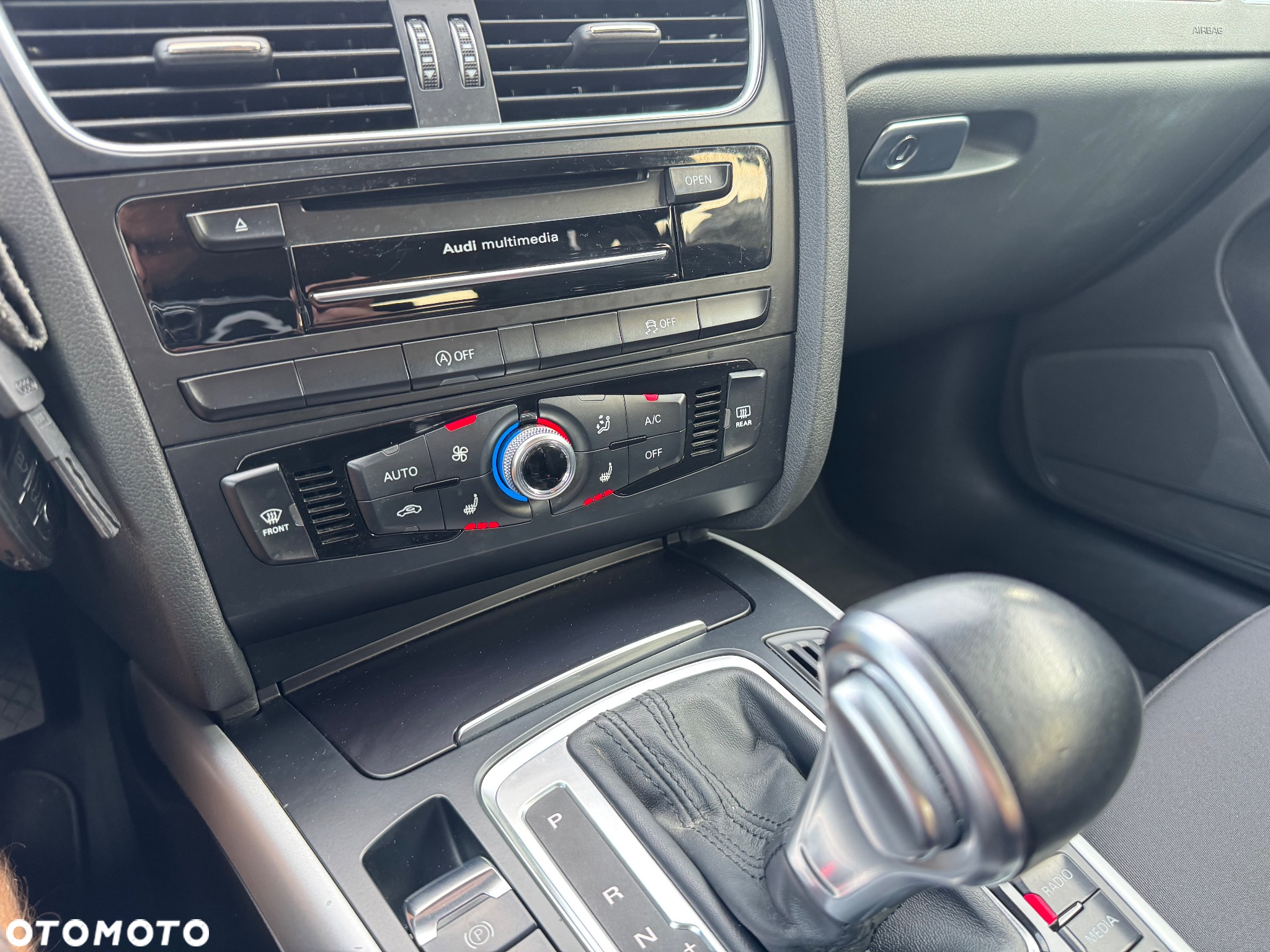 Audi A4 Avant 2.0 TDI DPF clean diesel multitronic S line Sportpaket - 25