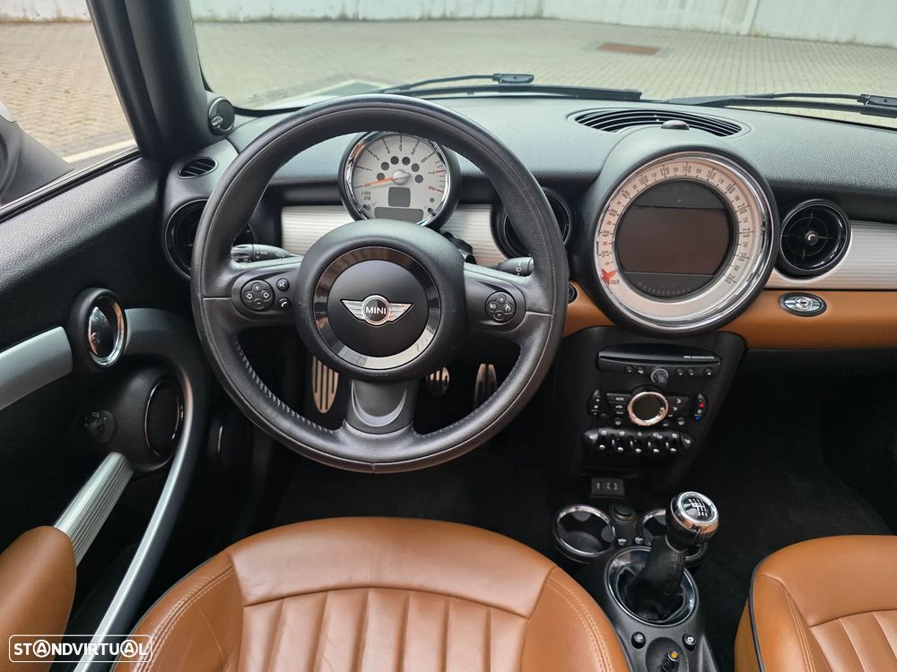 MINI Cabrio Cooper S - 28