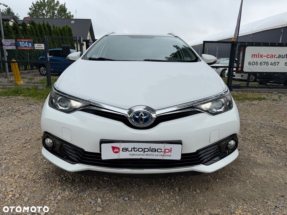 Toyota Auris Hybrid 135 Premium - 3