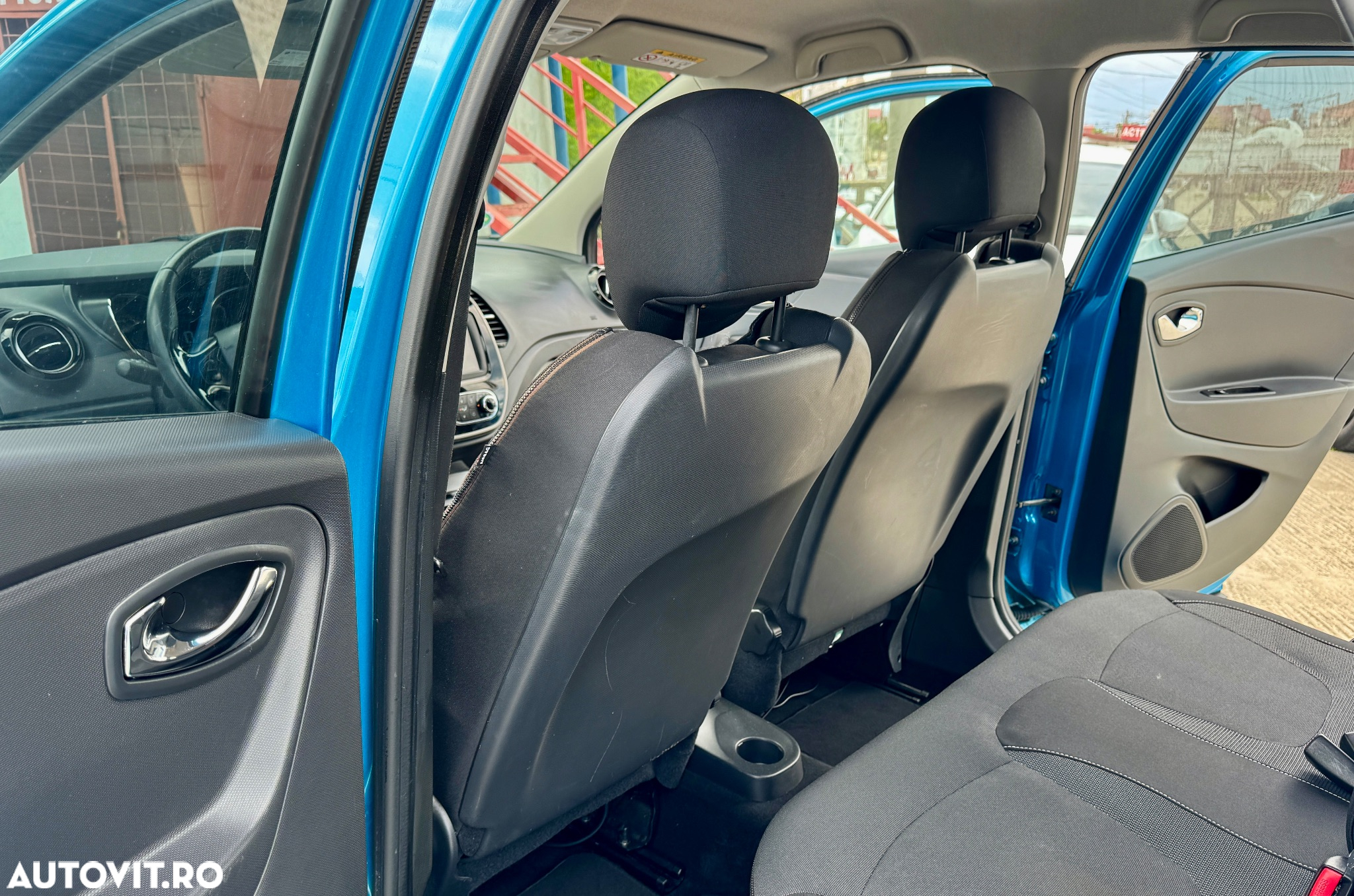 Renault Captur - 12
