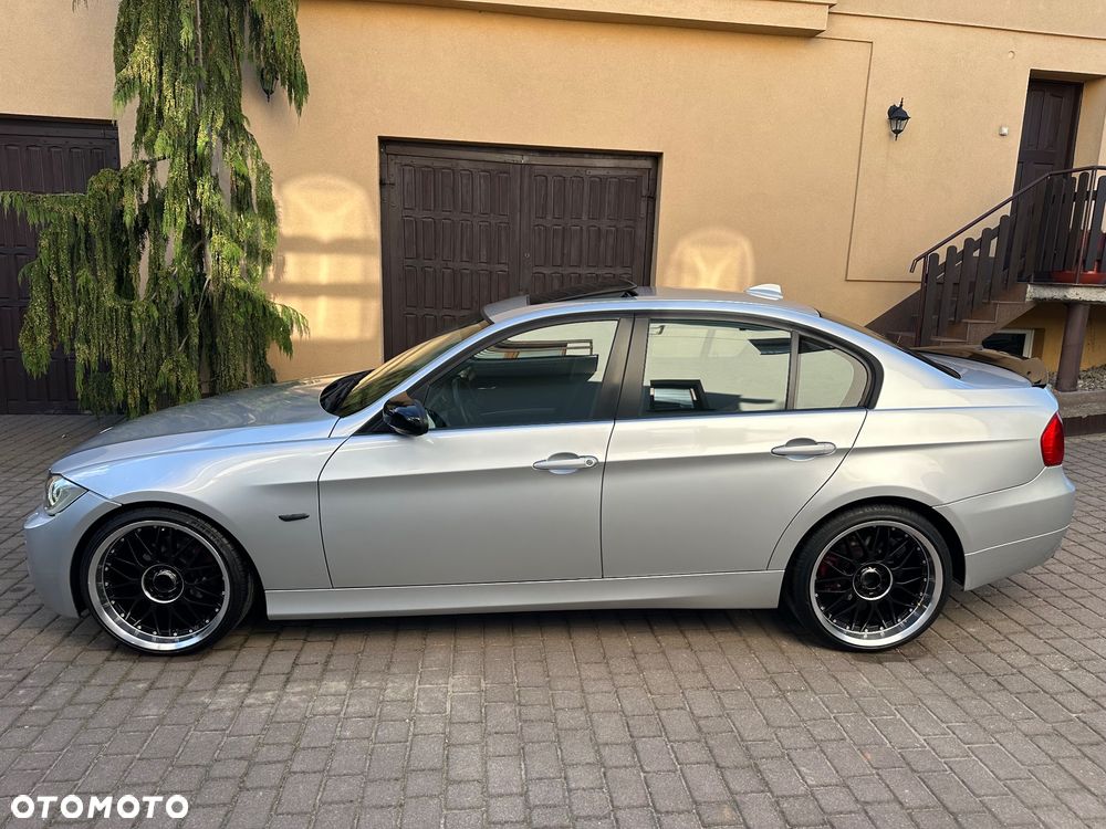 BMW Seria 3 318i - 9