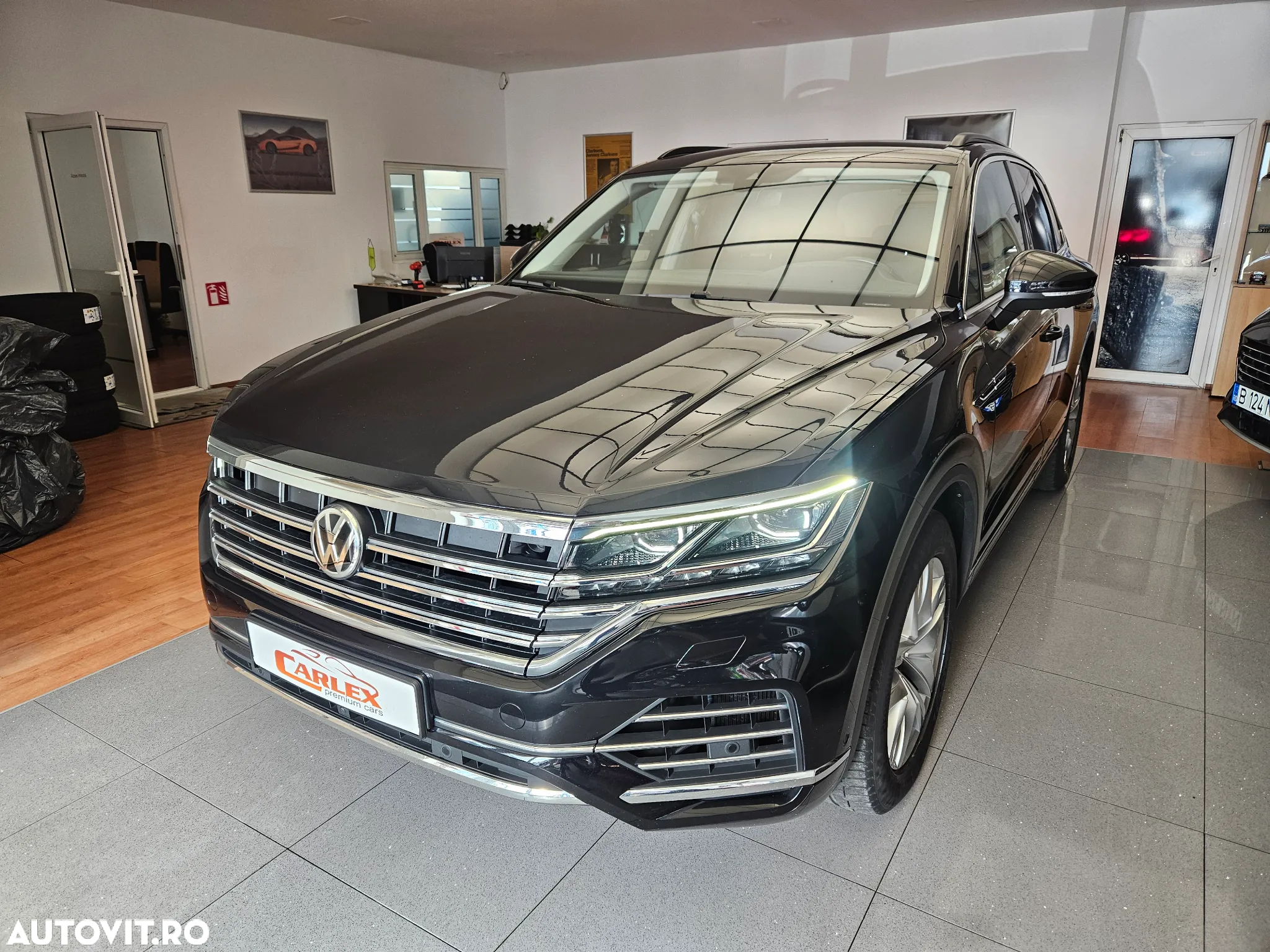 Volkswagen Touareg V6 TDI Atmosphere - 2