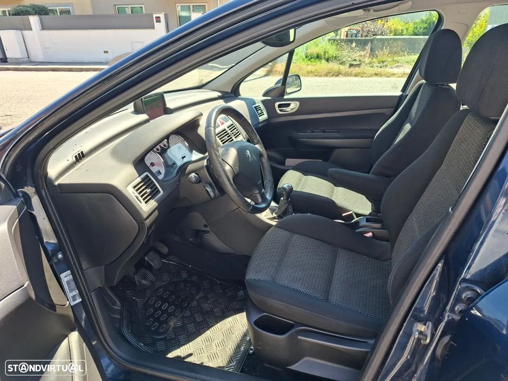 Peugeot 307 SW 1.6 HDi FAP SE Navteq - 15