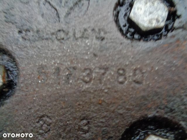 Rozdzielacz hydrauliczny blok sterowania biegami New Holland 8560 - 2