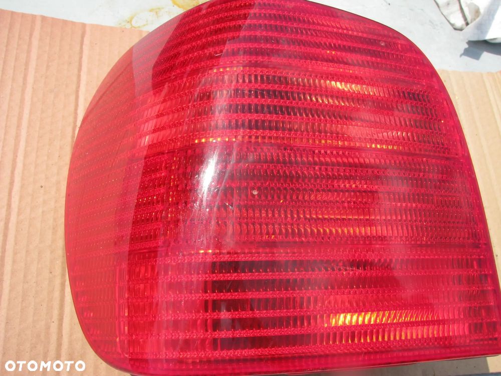Lampa lewy tył volkswagen polo - 2