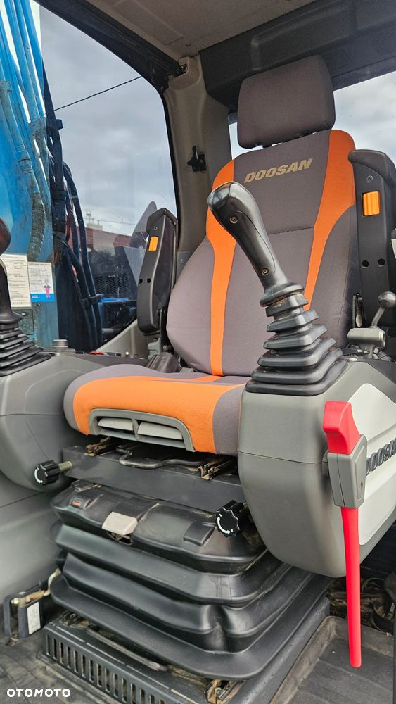 Doosan DX140W-5 - 17