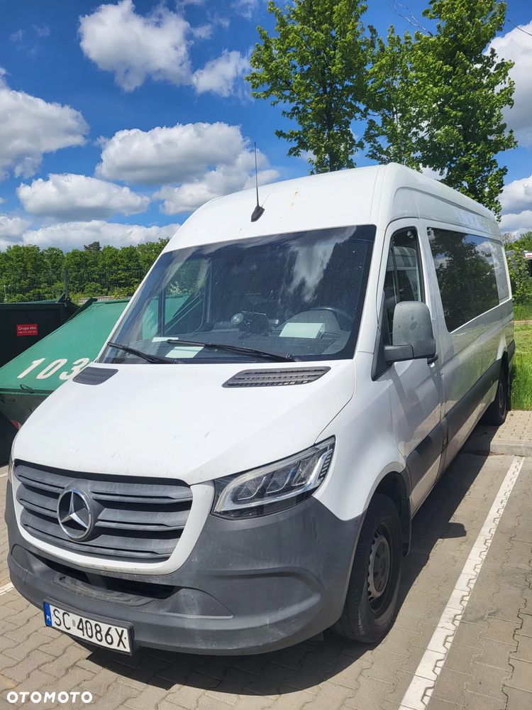 Mercedes-Benz Sprinter - 2