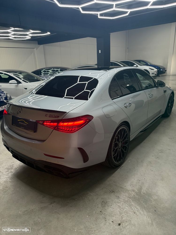 Mercedes-Benz C 63 AMG S E Performance 4Matic - 6